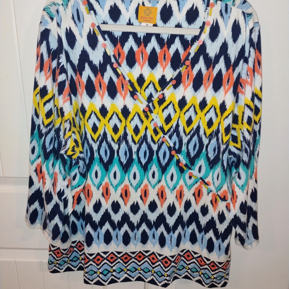 Ruby Rd. Vibrant Diamond Pattern Top - Picture 7 of 7